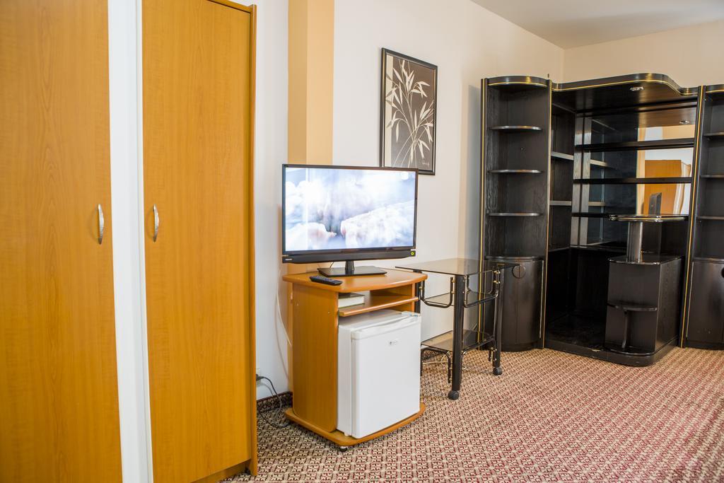 Târgu-Mureş Hotel Darina מראה חיצוני תמונה