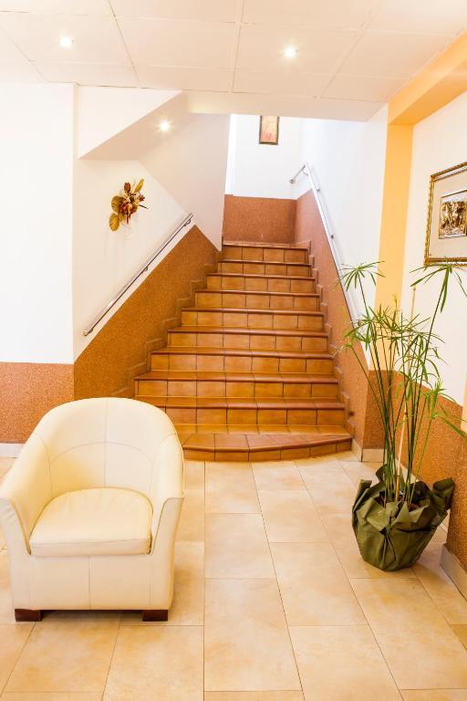 Târgu-Mureş Hotel Darina מראה חיצוני תמונה